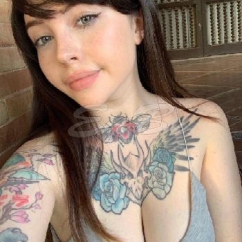 25 Year Curvacious American Escort Marina